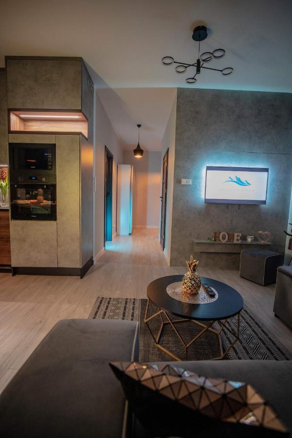 Apartament W Cieplicach Deluxe Jelenia Góra Екстериор снимка