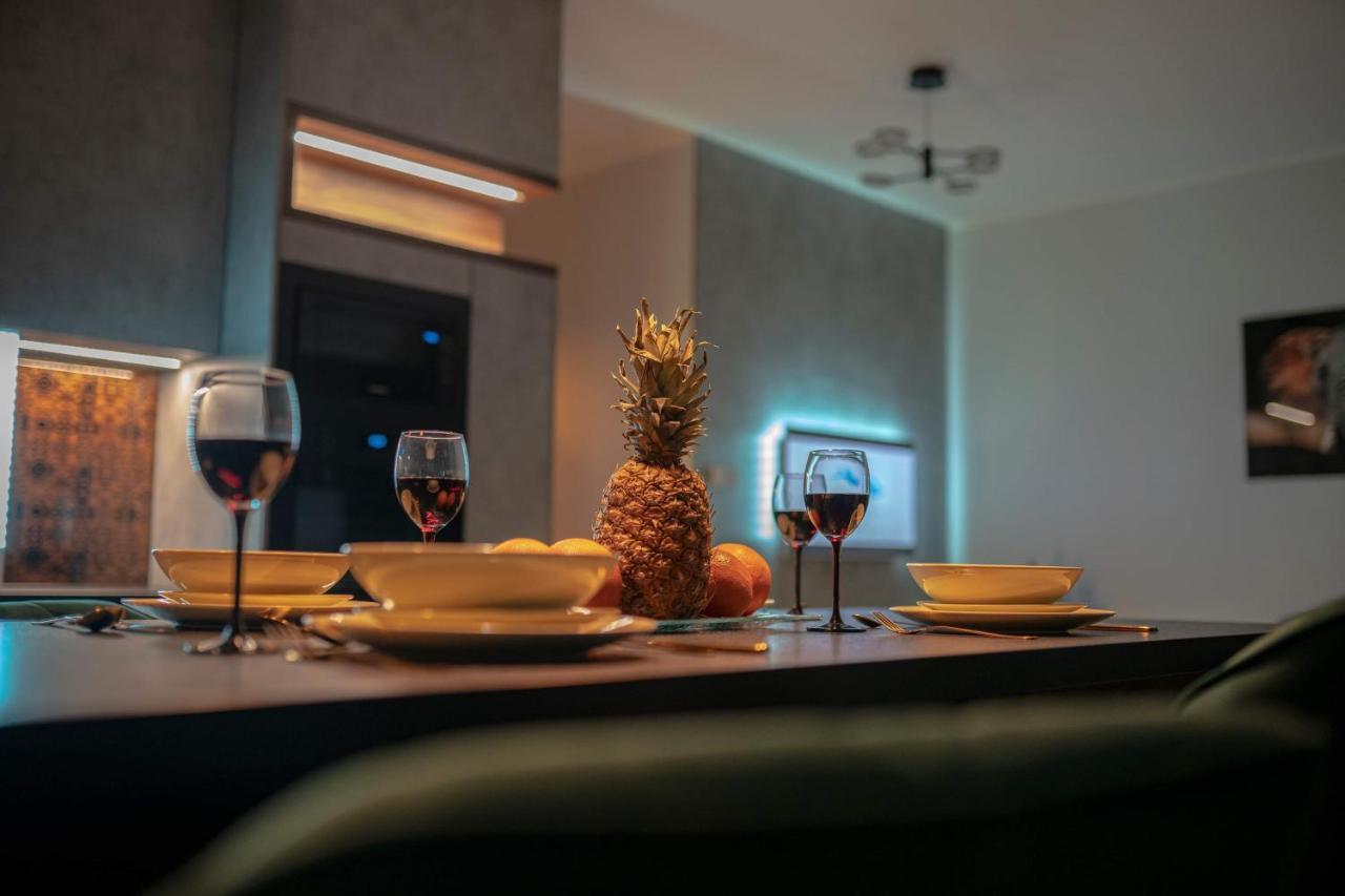 Apartament W Cieplicach Deluxe Jelenia Góra Екстериор снимка