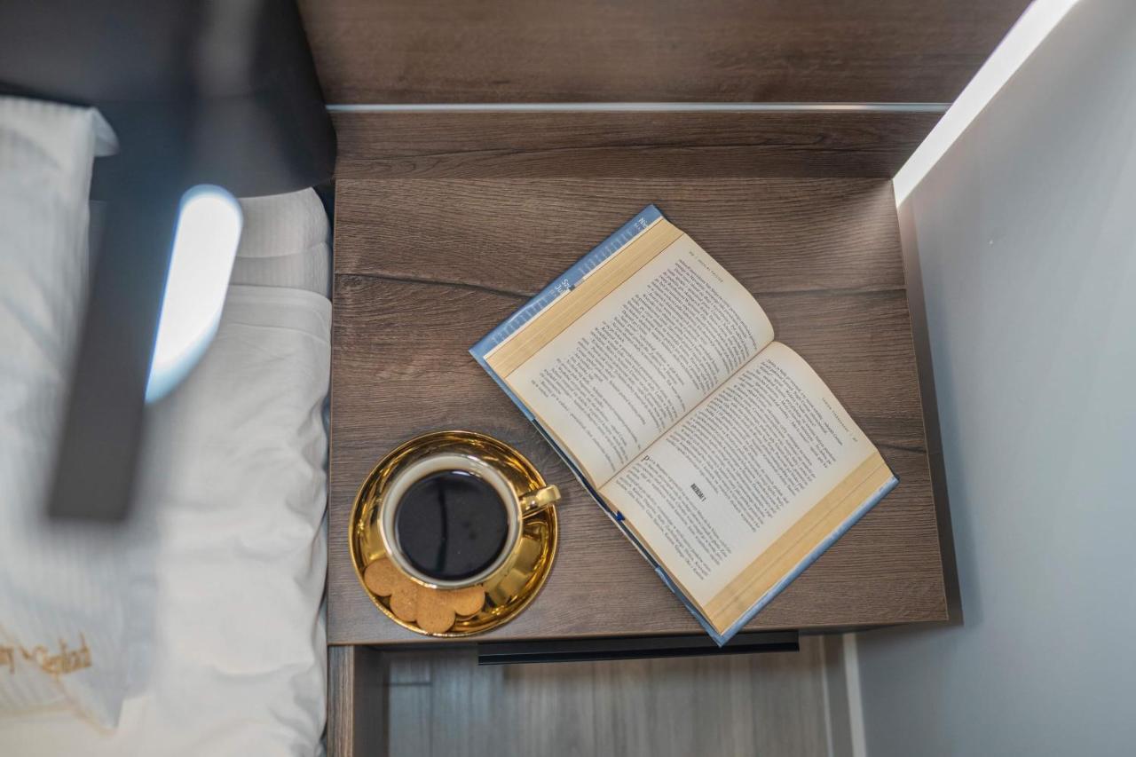 Apartament W Cieplicach Deluxe Jelenia Góra Екстериор снимка